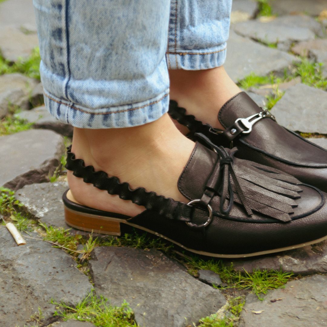 Elastic strap
